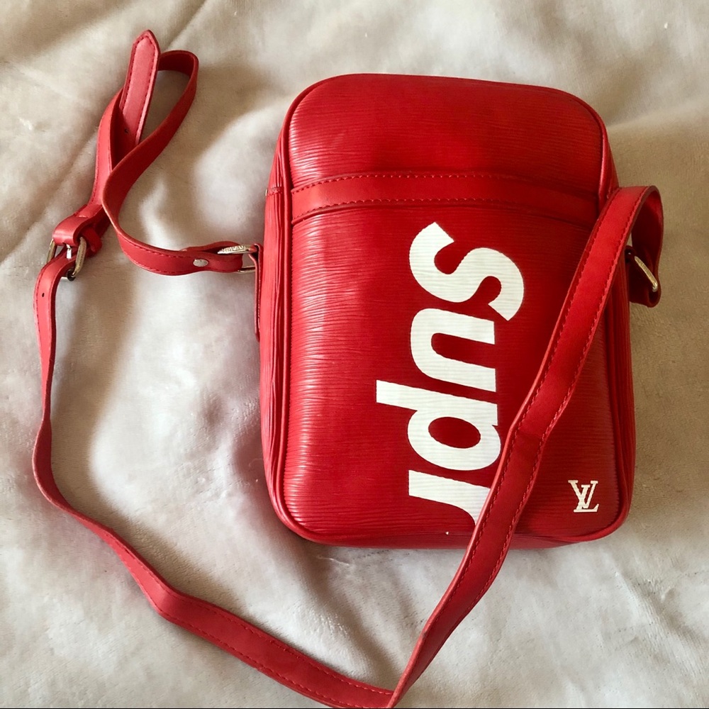 Fake Supreme Bag